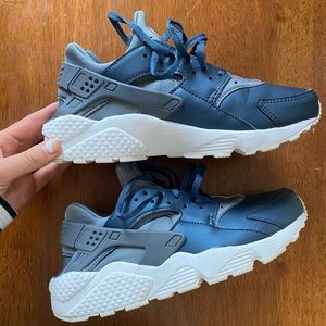 Nike Huraches